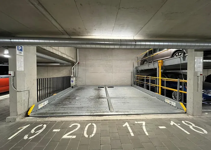 Center With Parking And A Big Terrace Brno